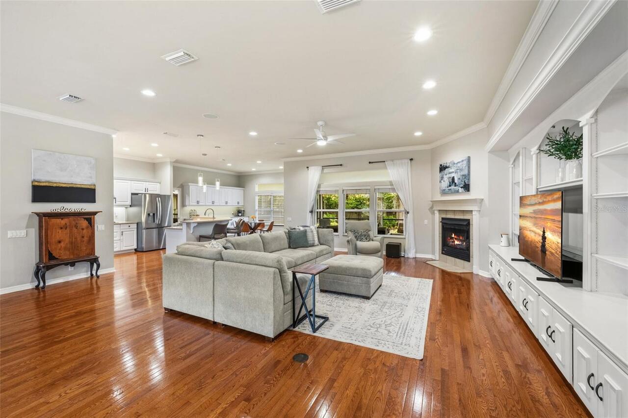 Listing Photo 8