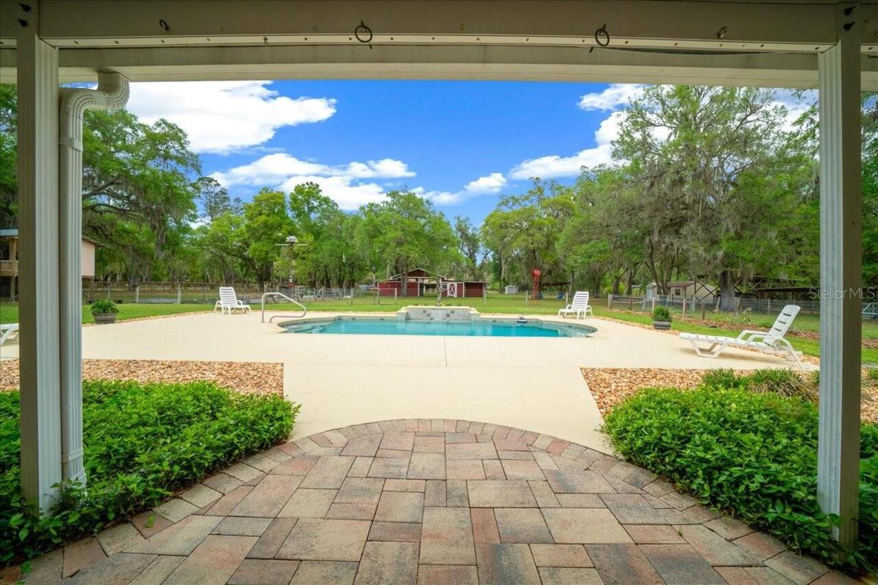 Listing Photo 18
