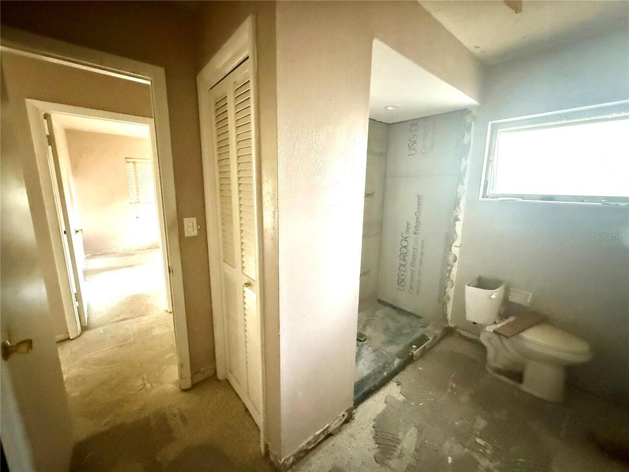 Listing Photo 12