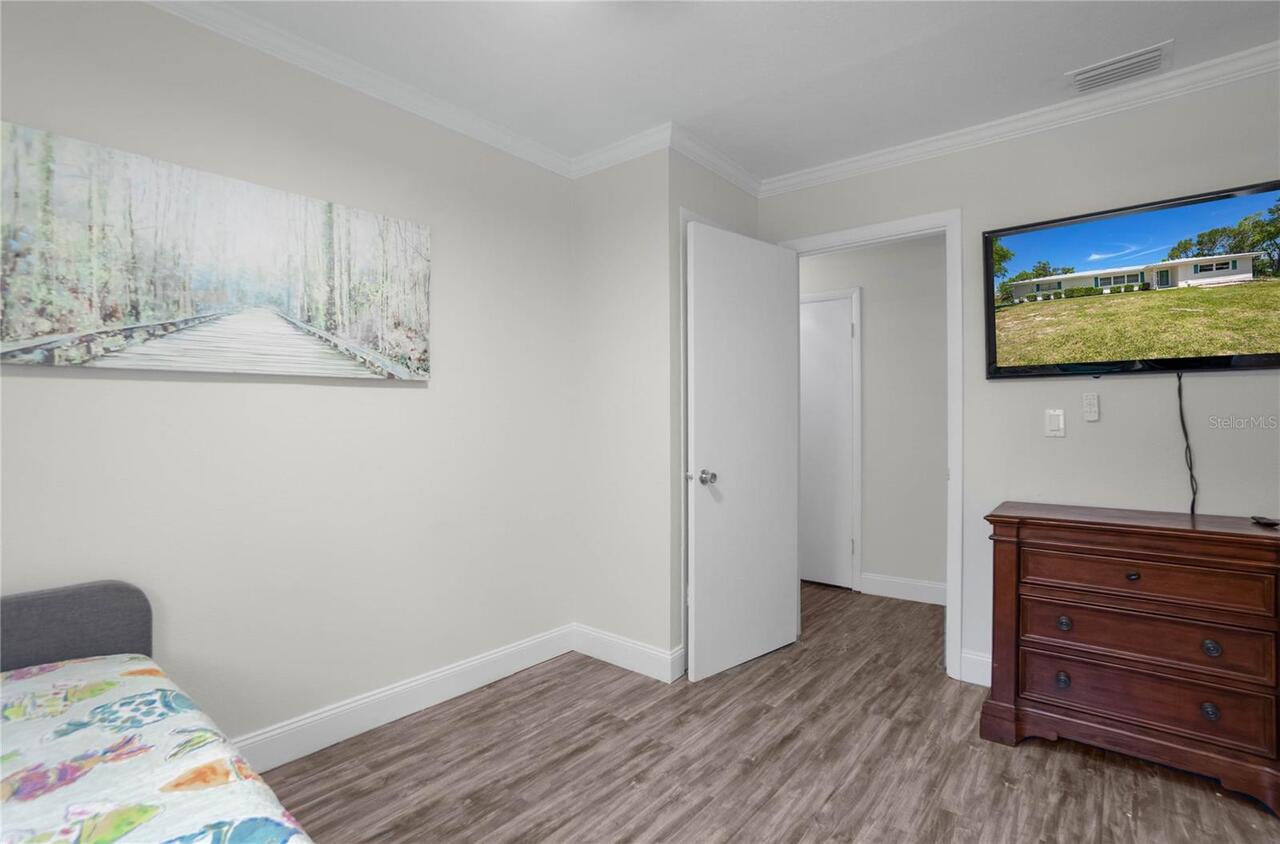 Listing Photo 33