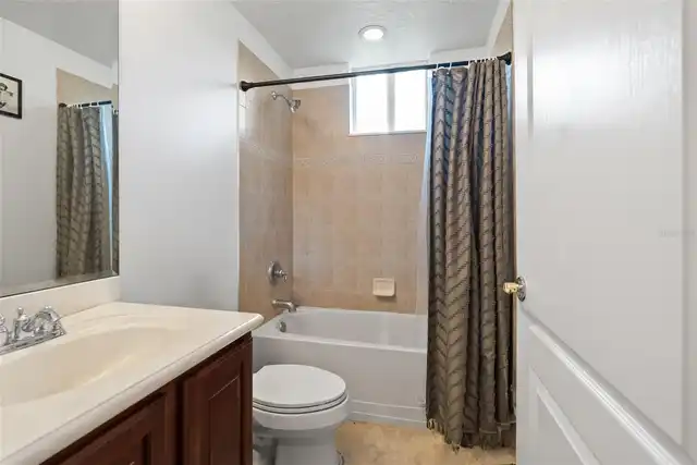 Listing Photo 15