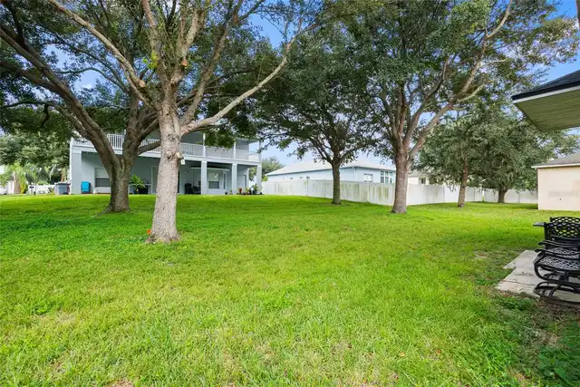 Listing Photo 28