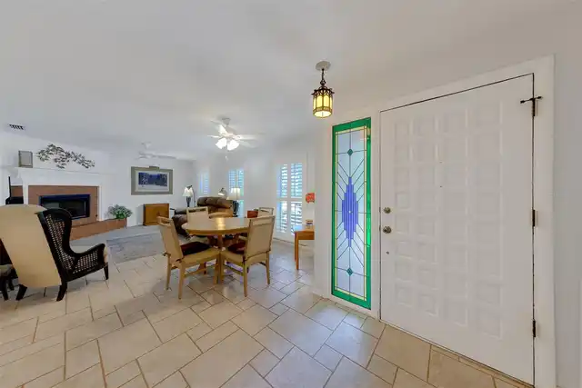 Listing Photo 7