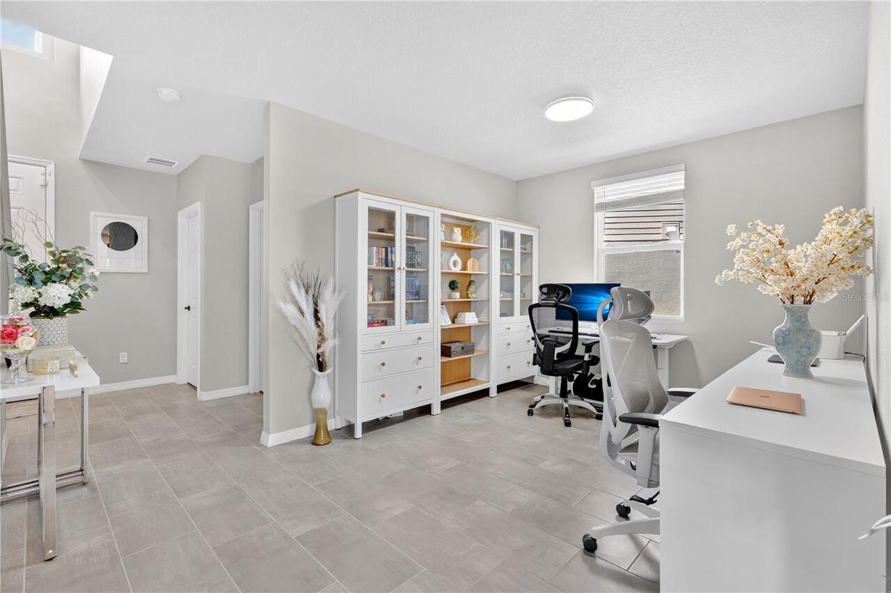 Listing Photo 10