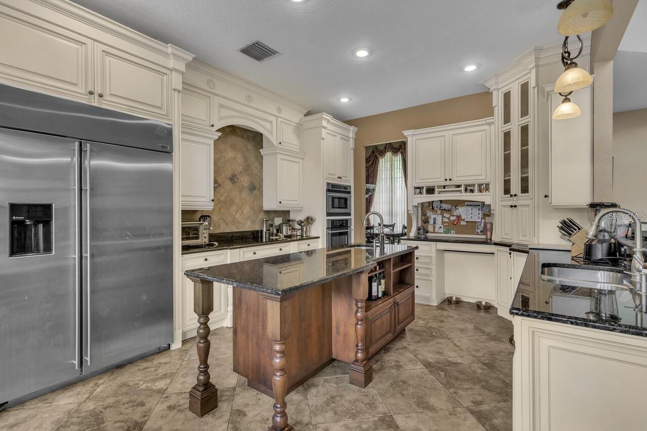 Listing Photo 8