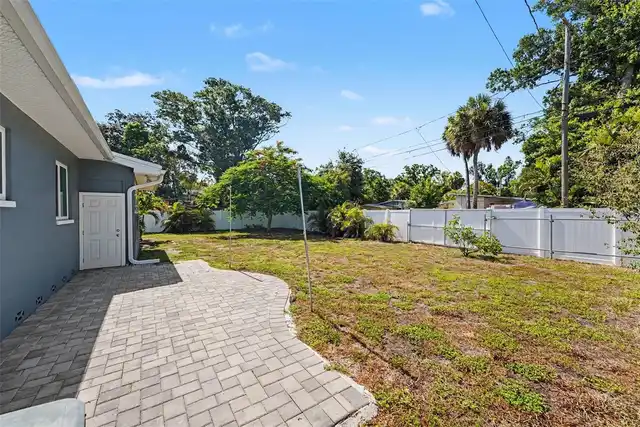 Listing Photo 25