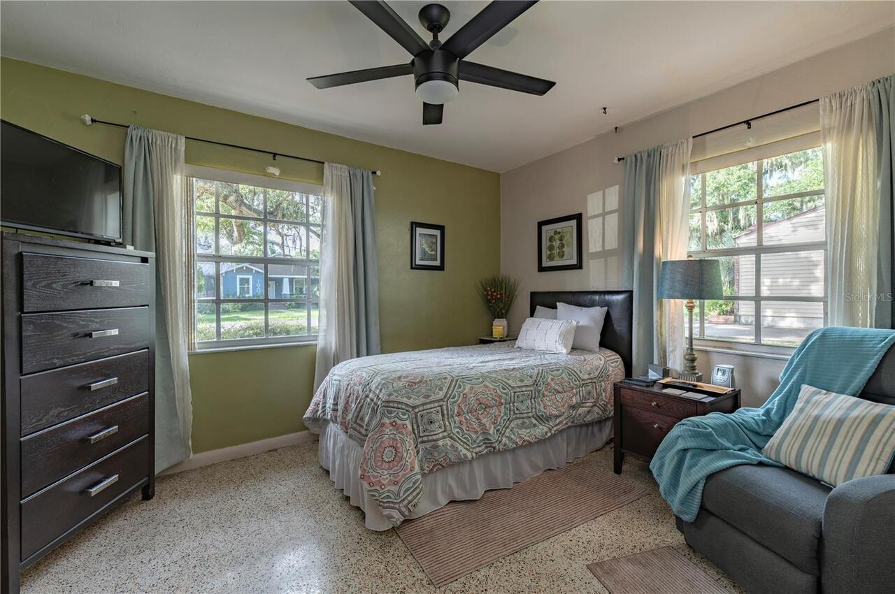 Listing Photo 32