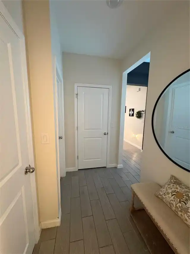 Listing Photo 9