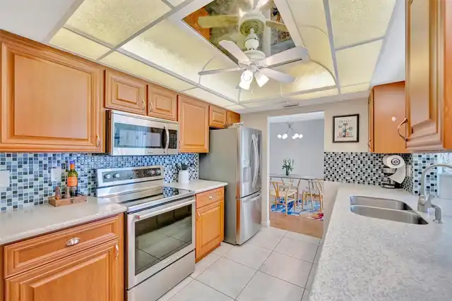Listing Photo 15