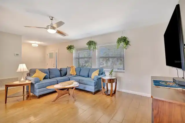 Listing Photo 25