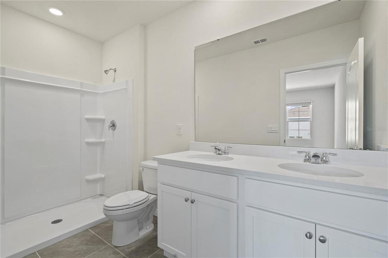 Listing Photo 14