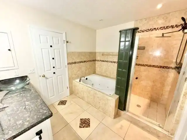 Listing Photo 16