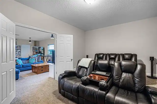 Listing Photo 22