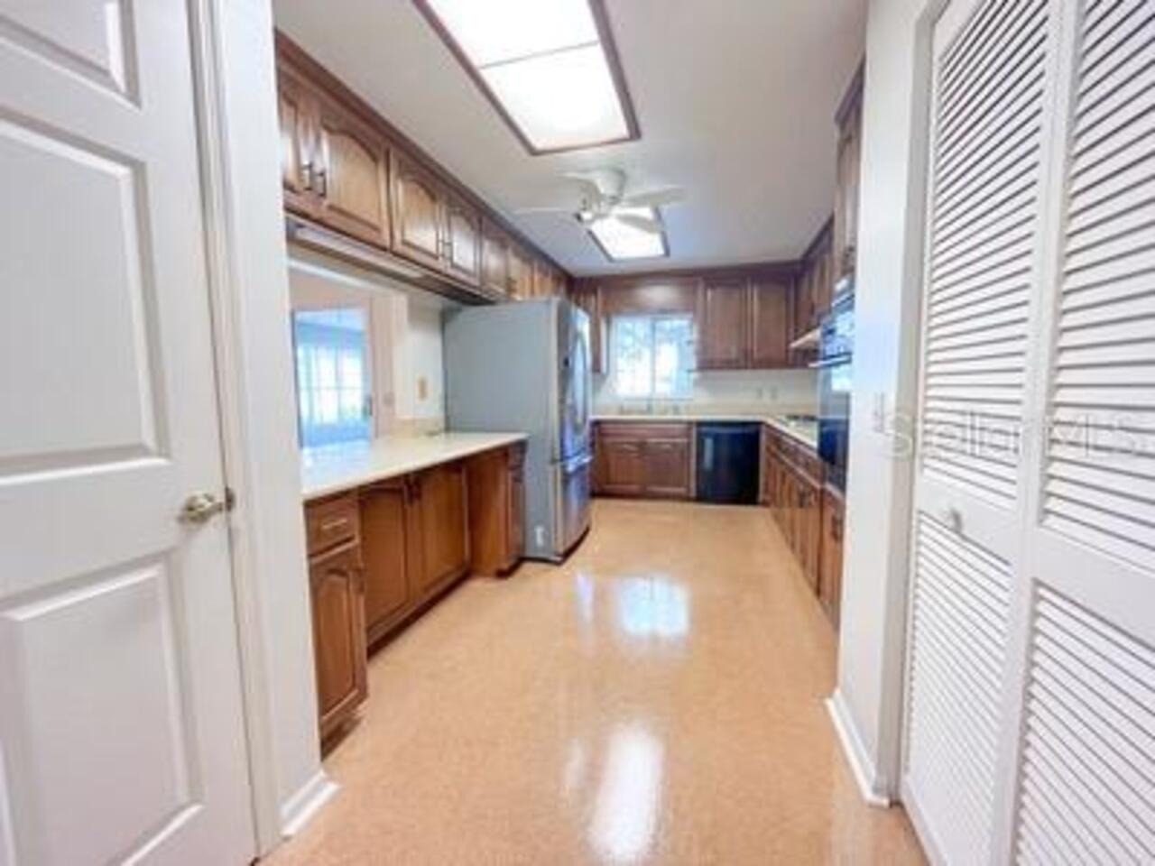 Listing Photo 7
