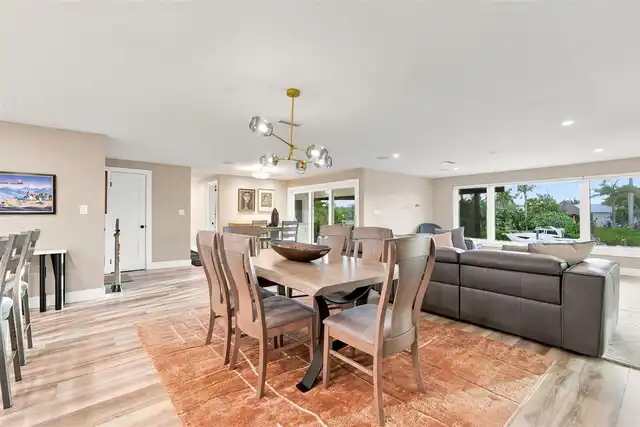 Listing Photo 15
