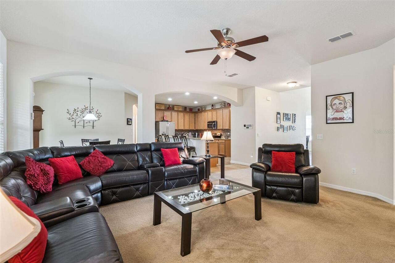 Listing Photo 8