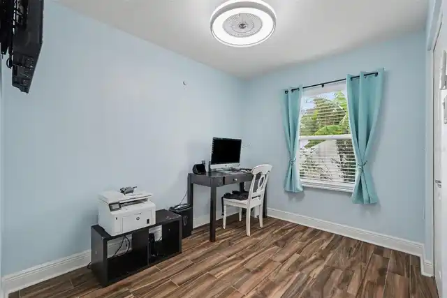 Listing Photo 21