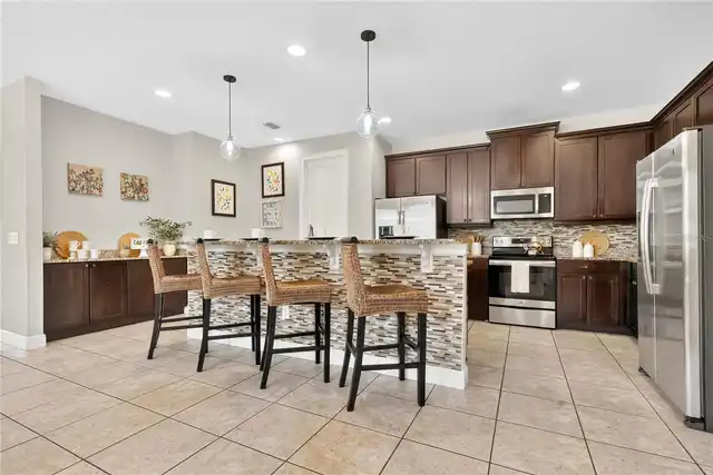 Listing Photo 7