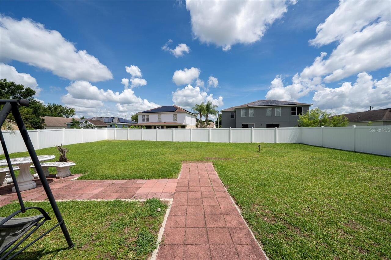 Listing Photo 28