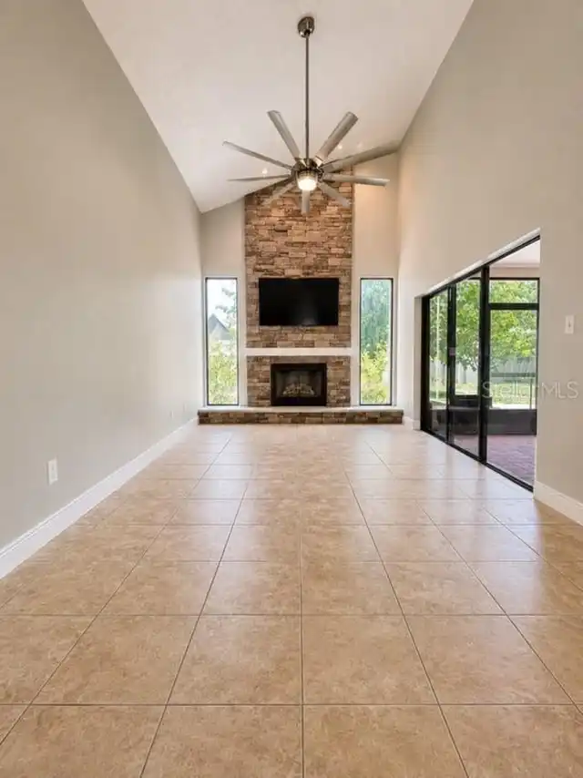 Listing Photo 7