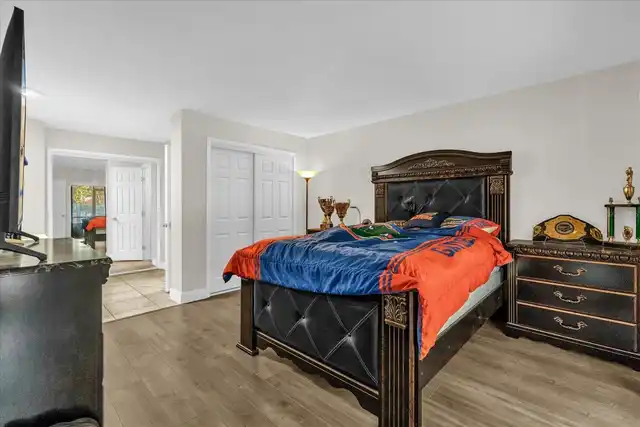Listing Photo 16