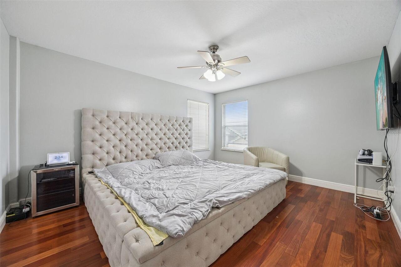 Listing Photo 17