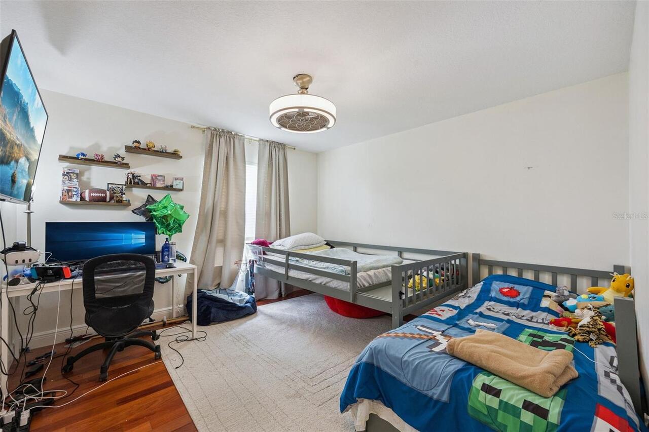 Listing Photo 20