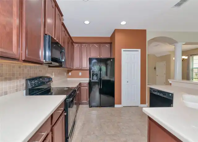Listing Photo 6