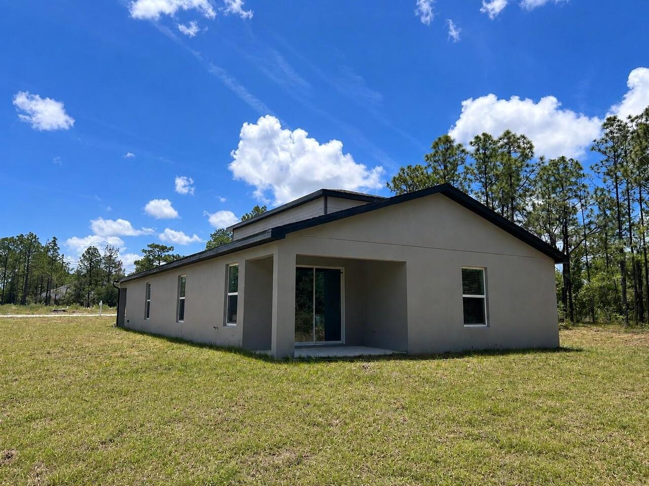 Listing Photo 14