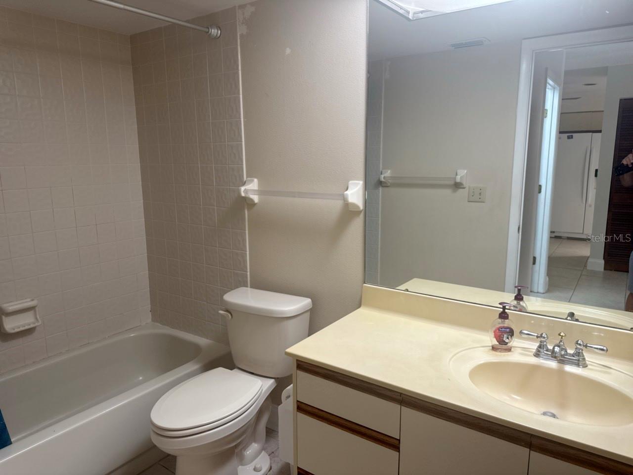 Listing Photo 9