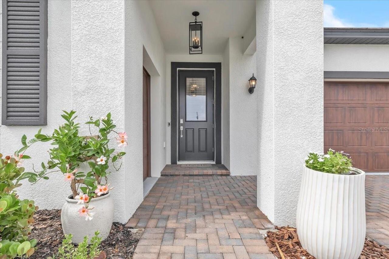 Listing Photo 9
