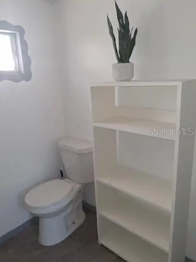 Listing Photo 10