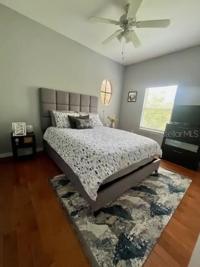 Listing Photo 8