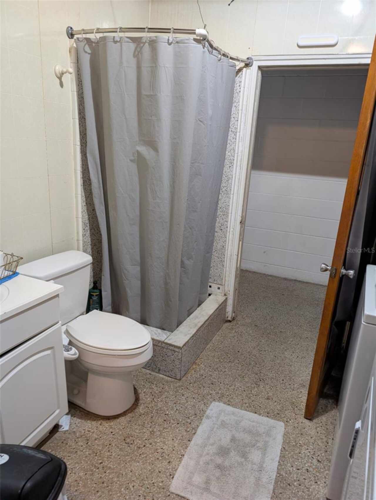 Listing Photo 8