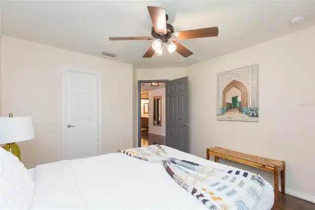 Listing Photo 20