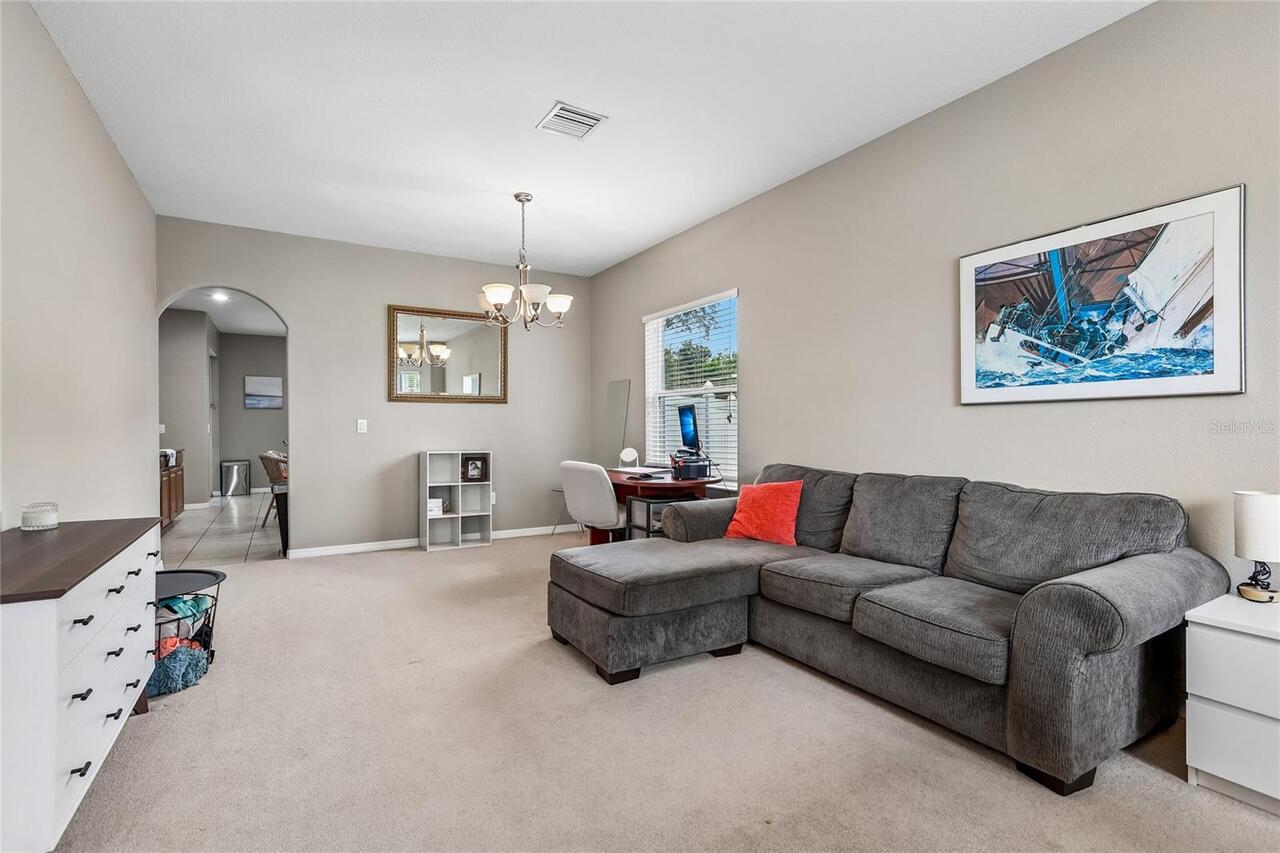 Listing Photo 18