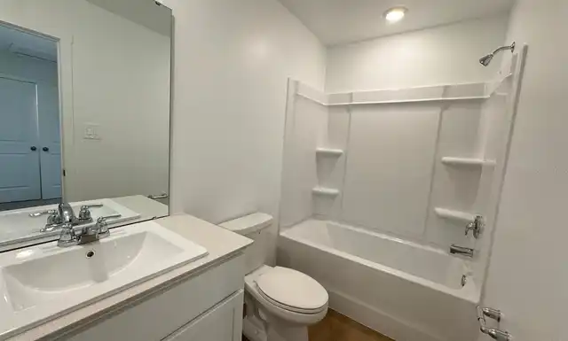 Listing Photo 14