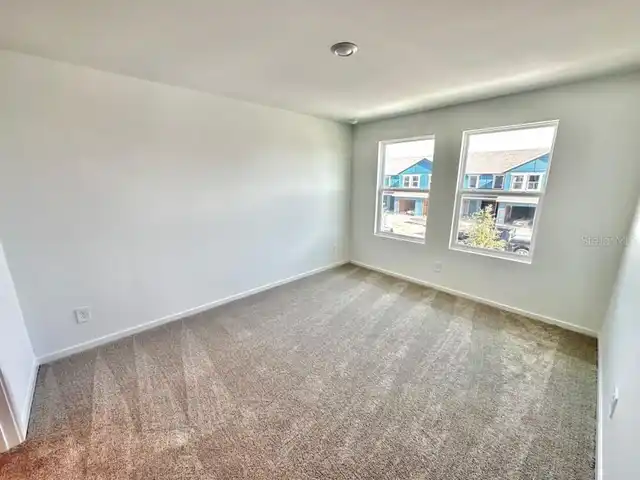 Listing Photo 14