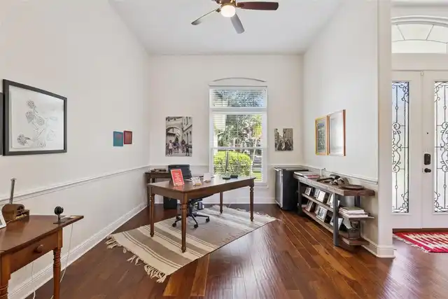 Listing Photo 8