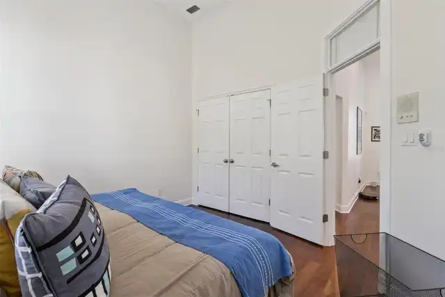 Listing Photo 23