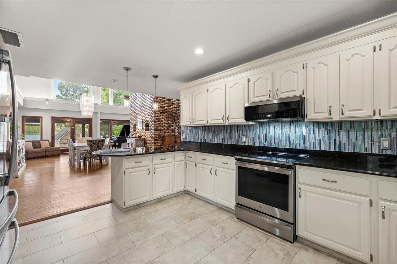 Listing Photo 19