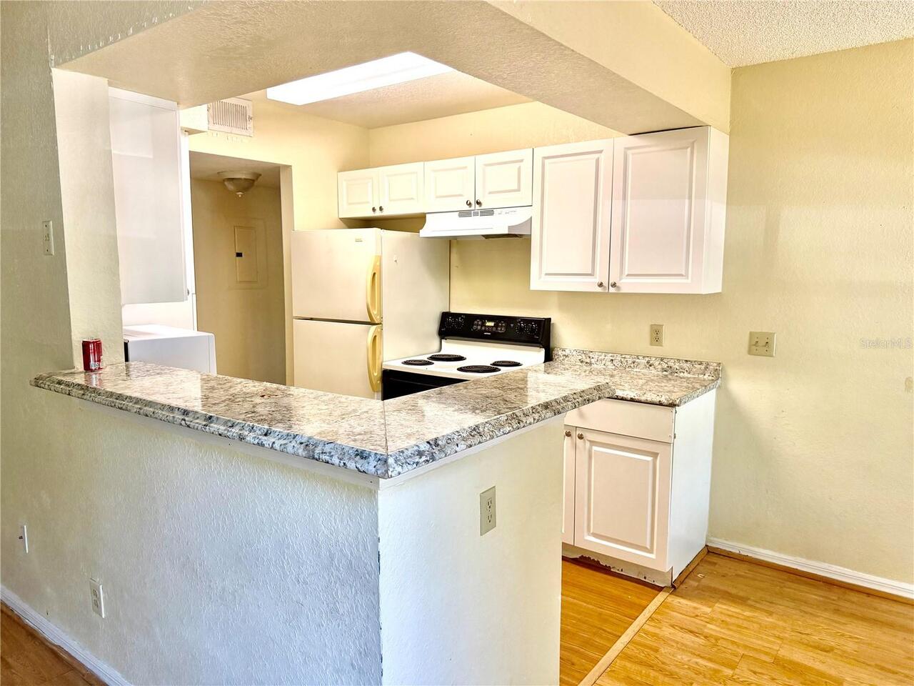 Listing Photo 7
