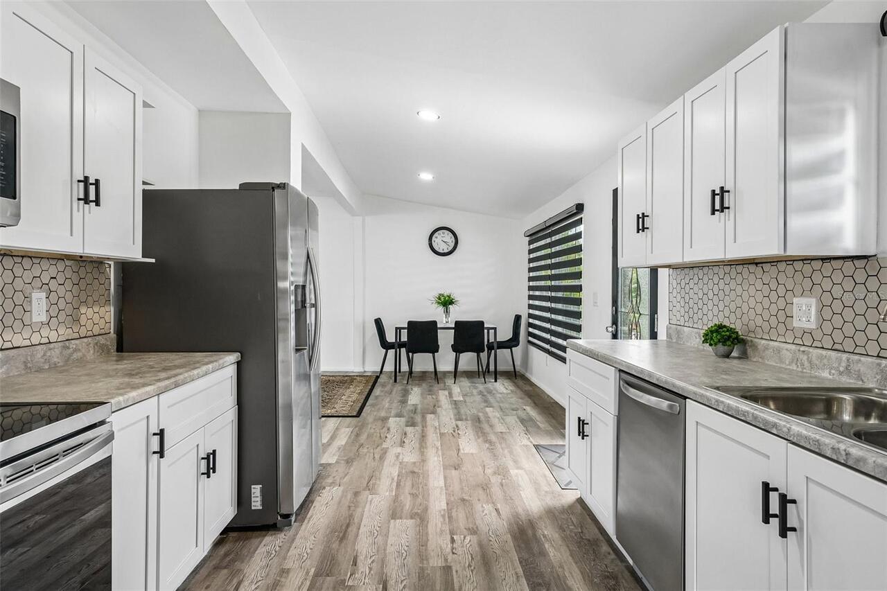 Listing Photo 18