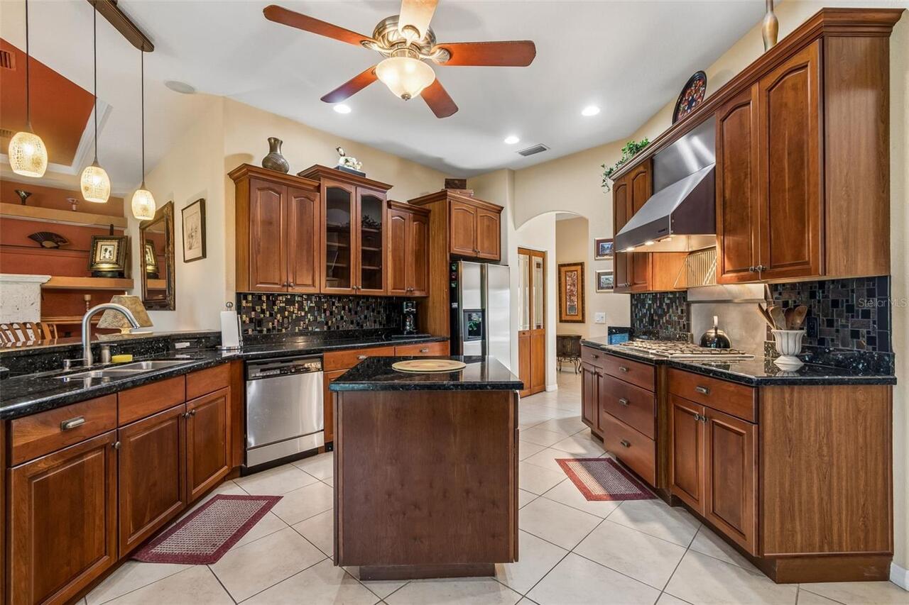 Listing Photo 19