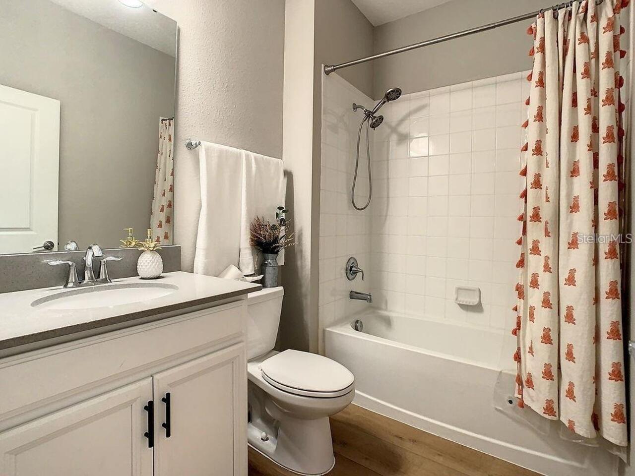 Listing Photo 5