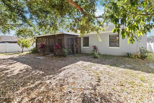 Listing Photo 21