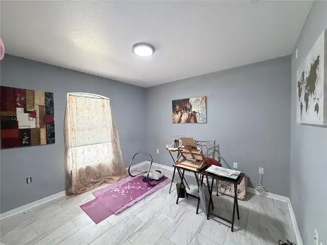 Listing Photo 17