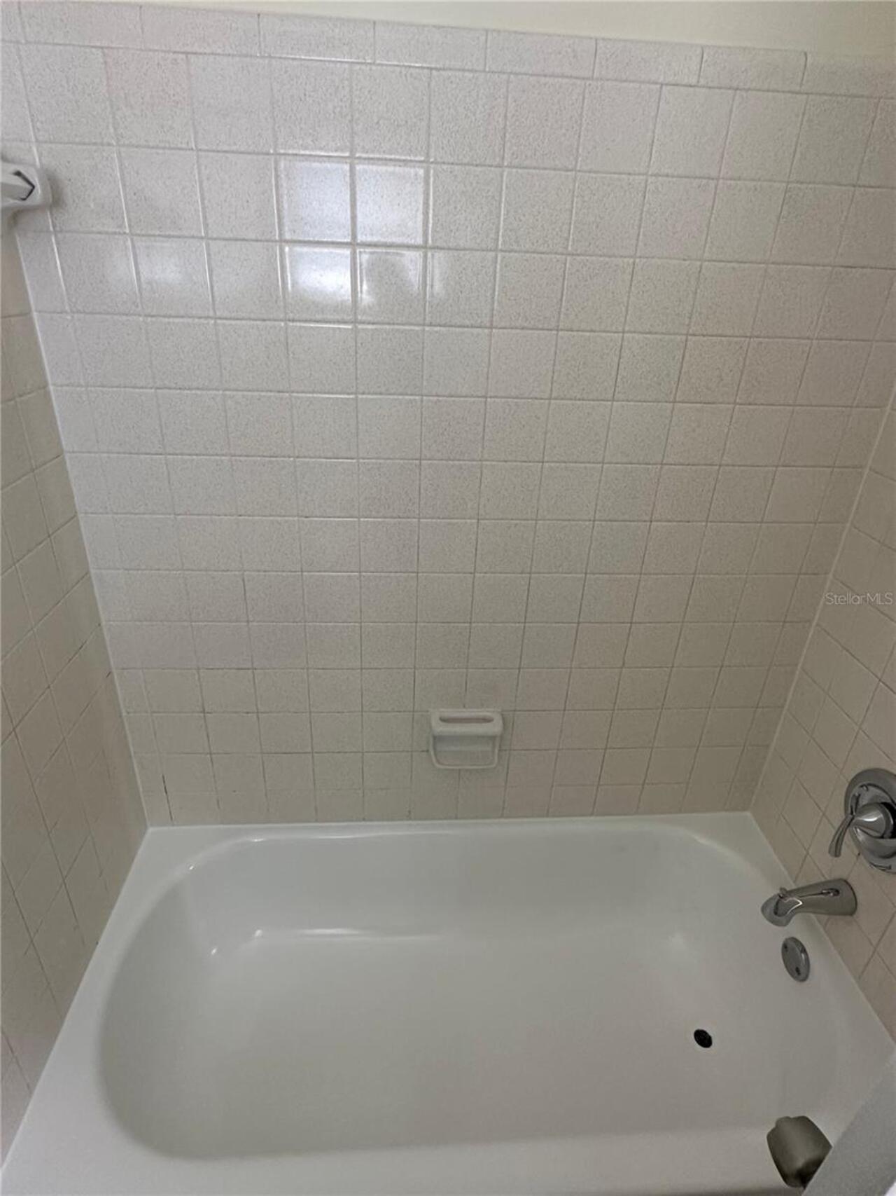 Listing Photo 9