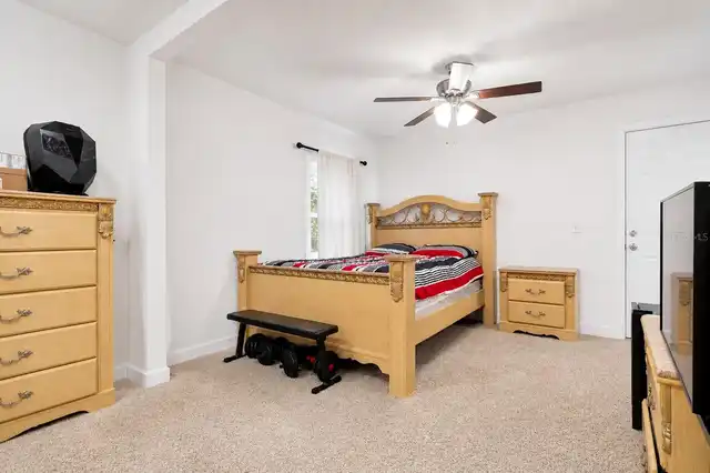 Listing Photo 9