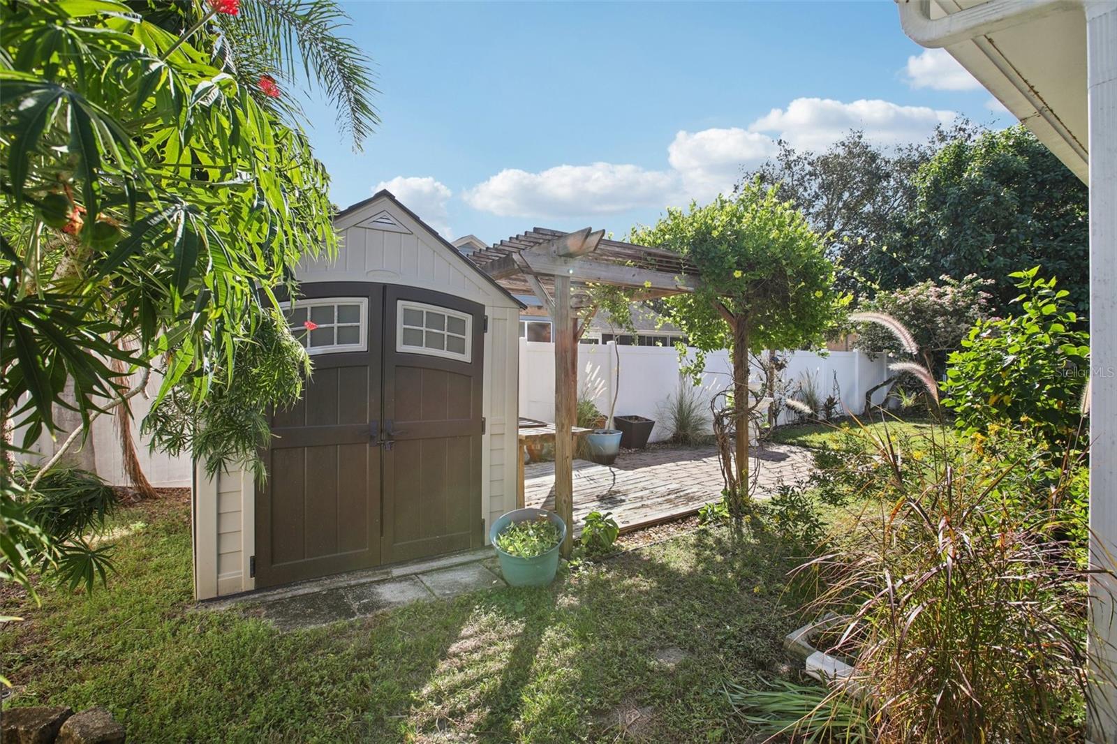 Listing Photo 14